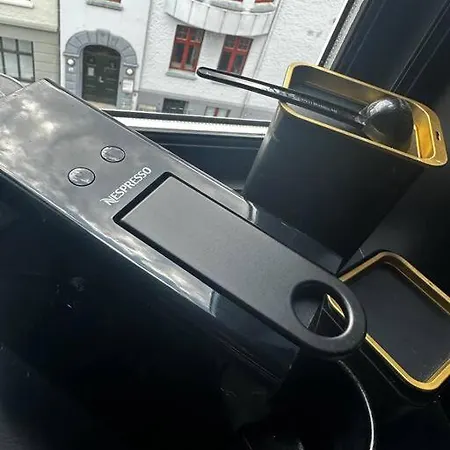 Ralekker Byleilighet. Solrik Balkong Bergen