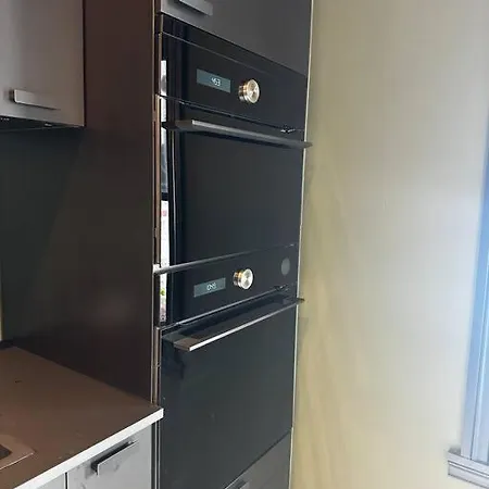 Ralekker Byleilighet. Solrik Balkong Bergen