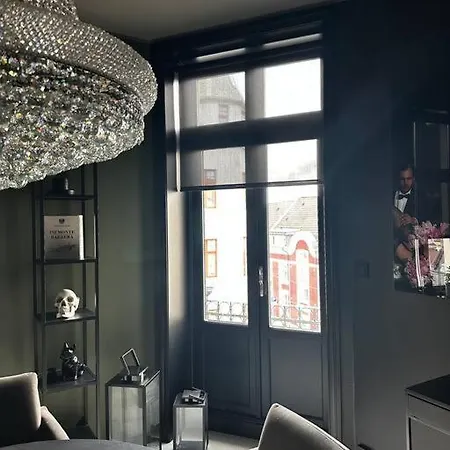 Ralekker Byleilighet. Solrik Balkong Apartment *